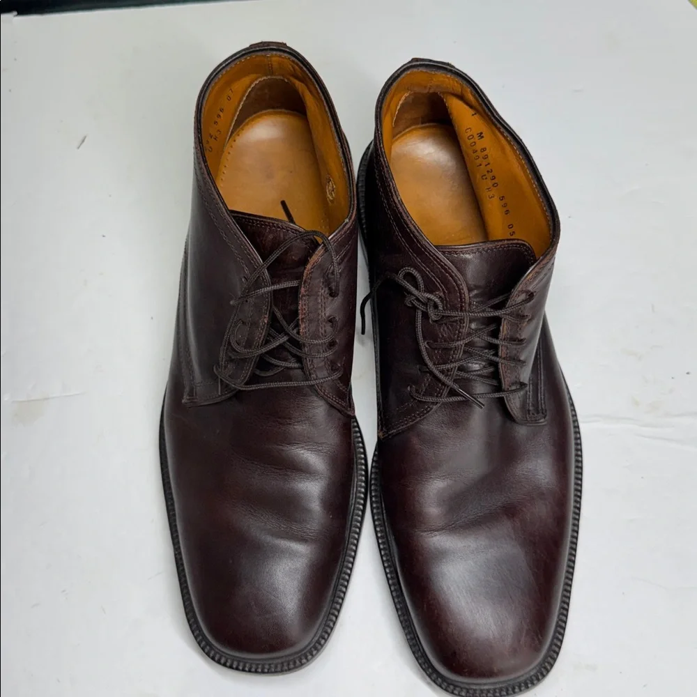 Cole Haan Men's Dark Brown Chukka Boots leather 11 casual office work neutral